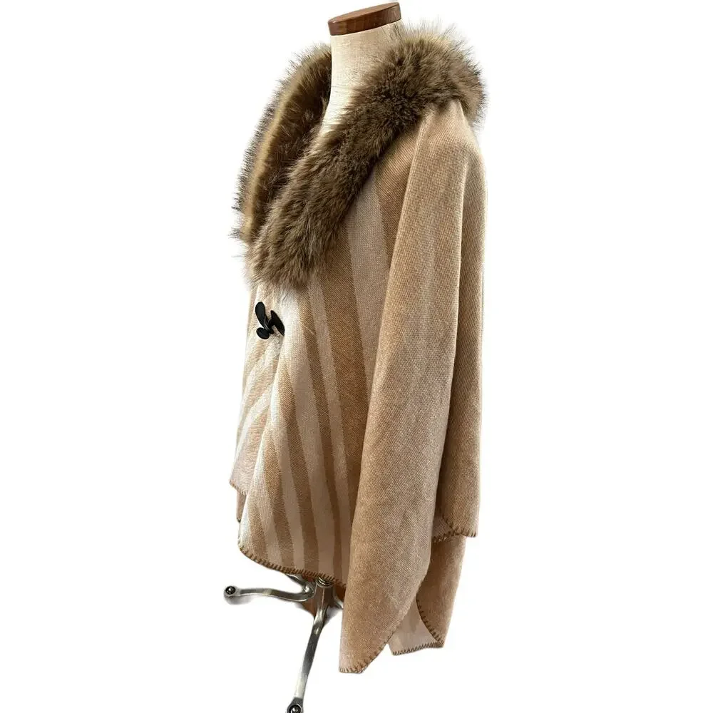 Jane & Berry Faux fur trim Cape Tan Cream